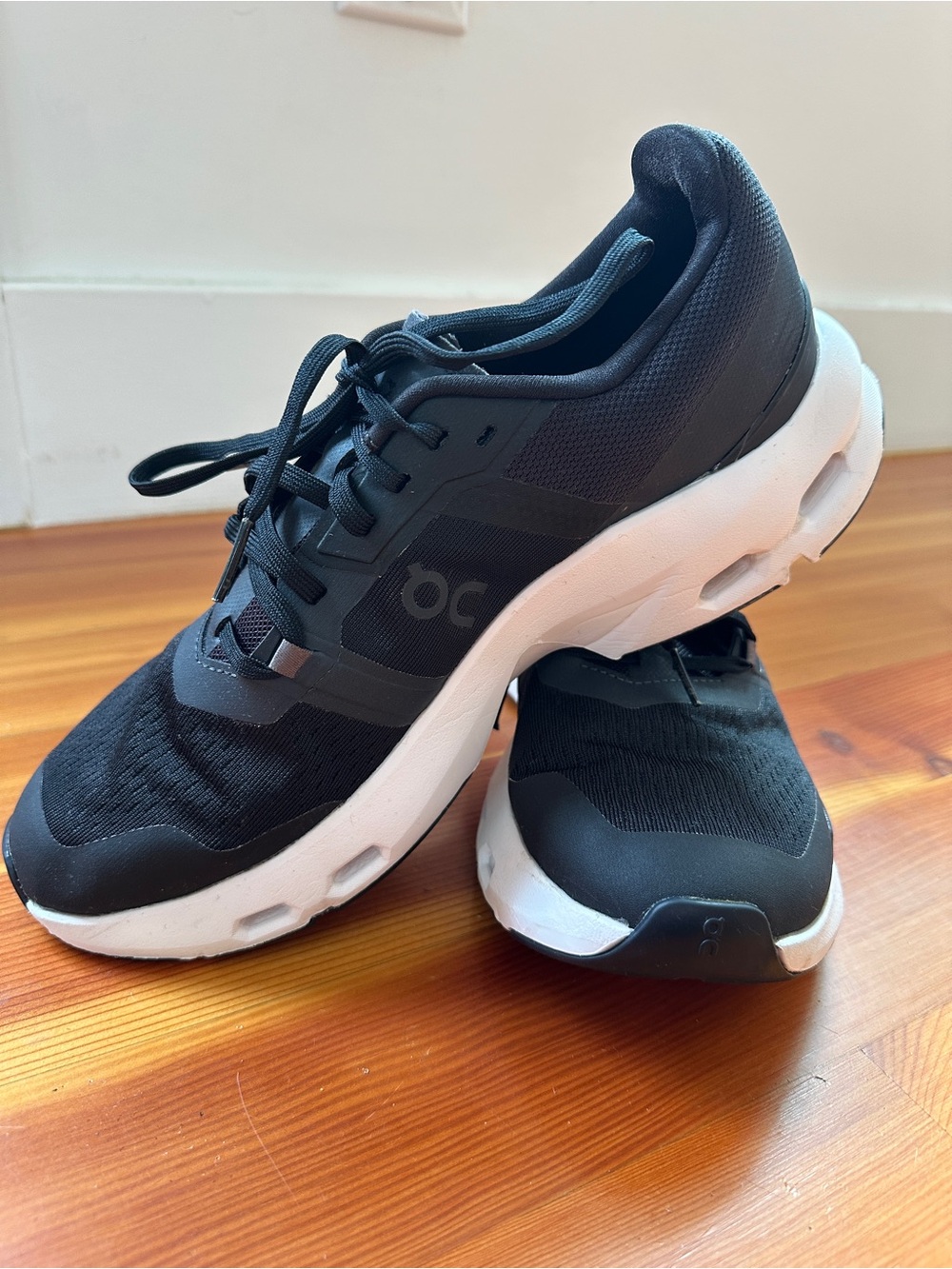 On Cloudpulse Black Womens 10